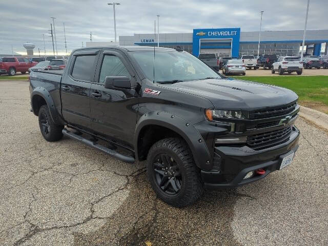 Used 2020 Chevrolet Silverado 1500 LT Trail Boss with VIN 1GCPYFEL7LZ331039 for sale in Bloomington, IL