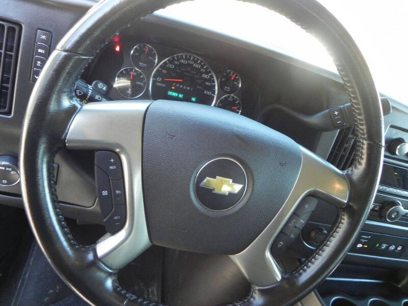 2017 Chevrolet Express LT 3500