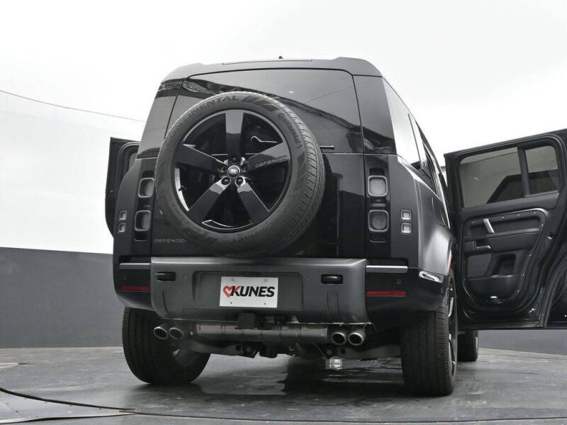 2024 Land Rover Defender 110 V8 P525 Carpathian Edition