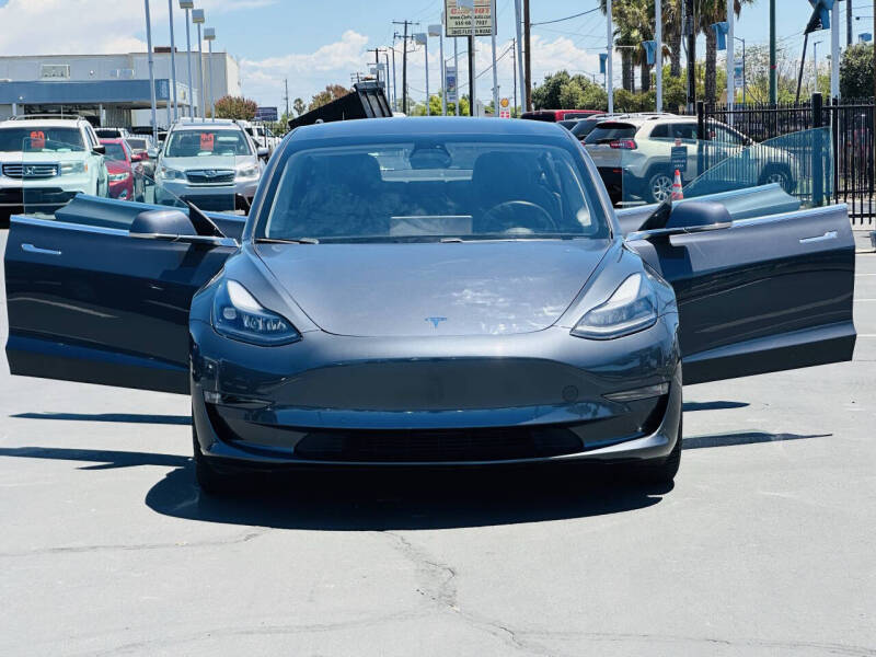 2018 Tesla Model 3 Mid Range