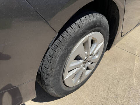 2016 Toyota Prius Two