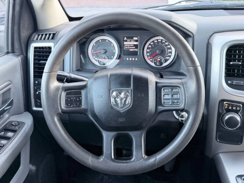 2013 RAM 1500 SLT