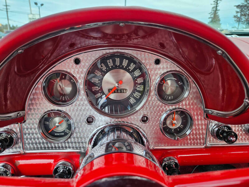 1957 Ford Thunderbird
