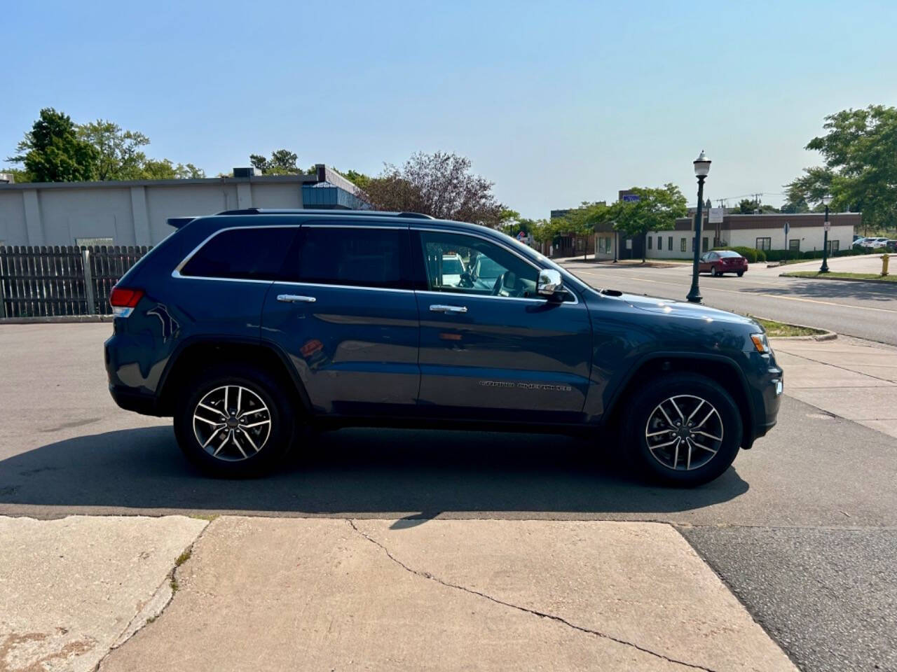 2021 Jeep Grand Cherokee for sale at Jon's Auto in Marquette, MI