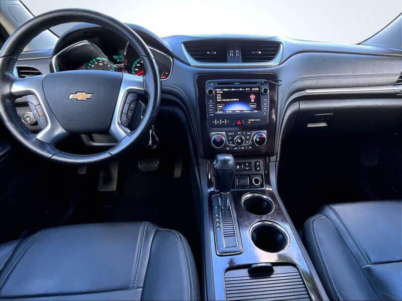 2017 Chevrolet Traverse LT