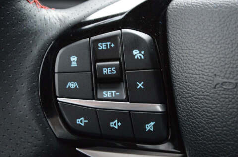 2024 Ford Explorer ST-Line