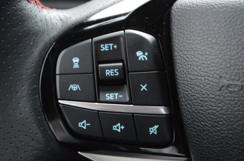 2024 Ford Explorer ST-Line