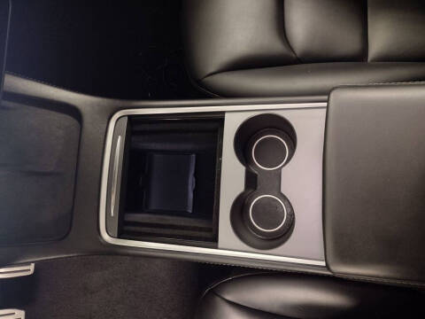 2025 Tesla Model Y Performance