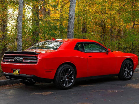 2021 Dodge Challenger SXT