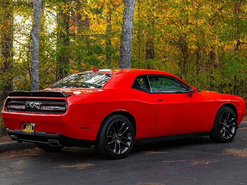 2021 Dodge Challenger SXT
