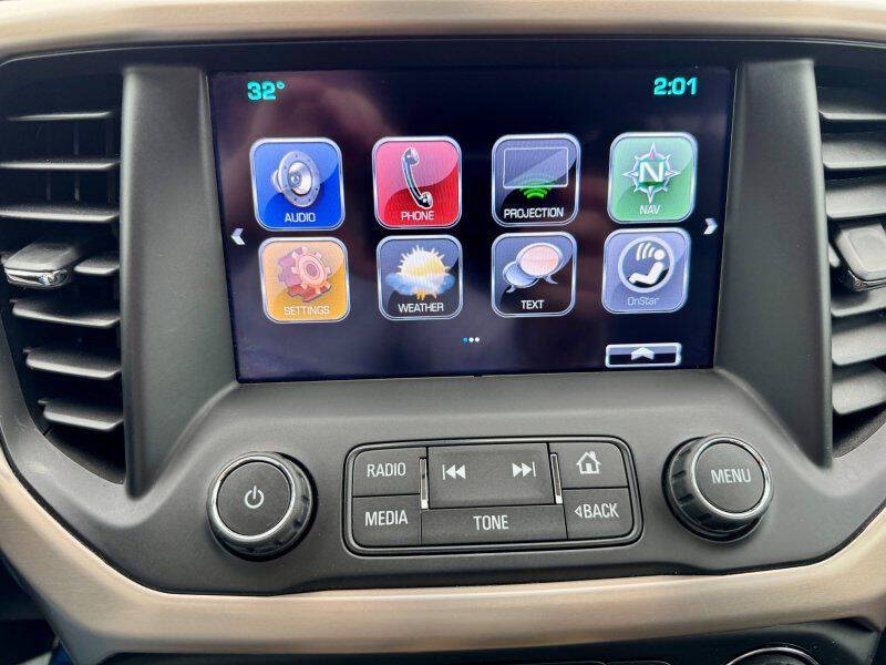 2017 GMC Acadia Denali