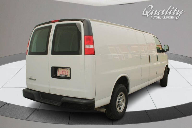 2021 Chevrolet Express 2500