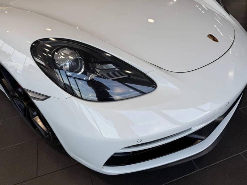2018 Porsche 718 Cayman