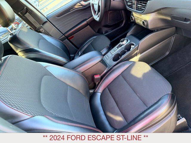 2024 Ford Escape ST-Line