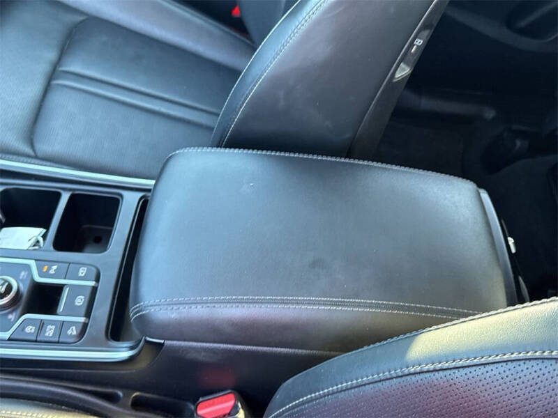 2025 Kia Sorento X-Line EX