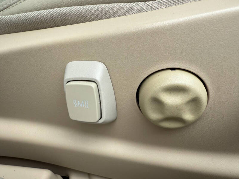 2008 Cadillac DTS Luxury III