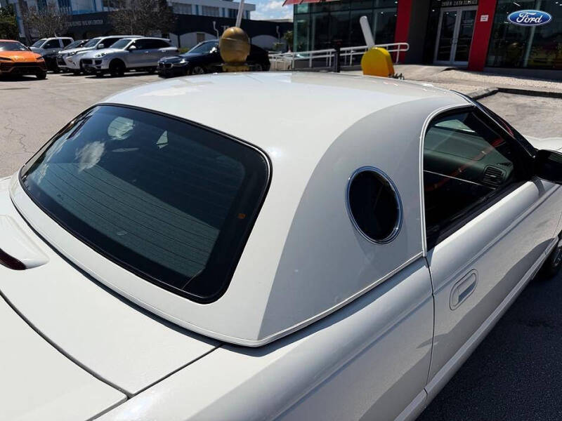 2002 Ford Thunderbird Deluxe