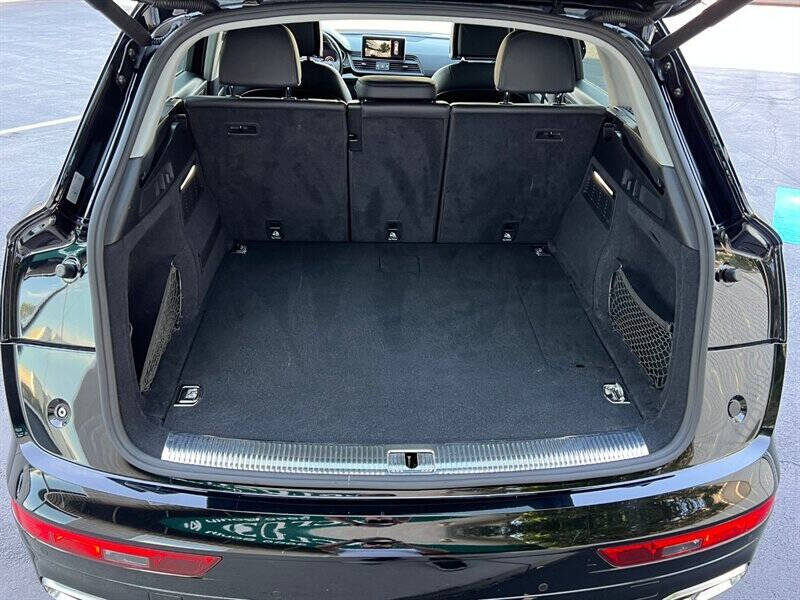 2020 Audi Q5 e quattro Premium 55 TFSI