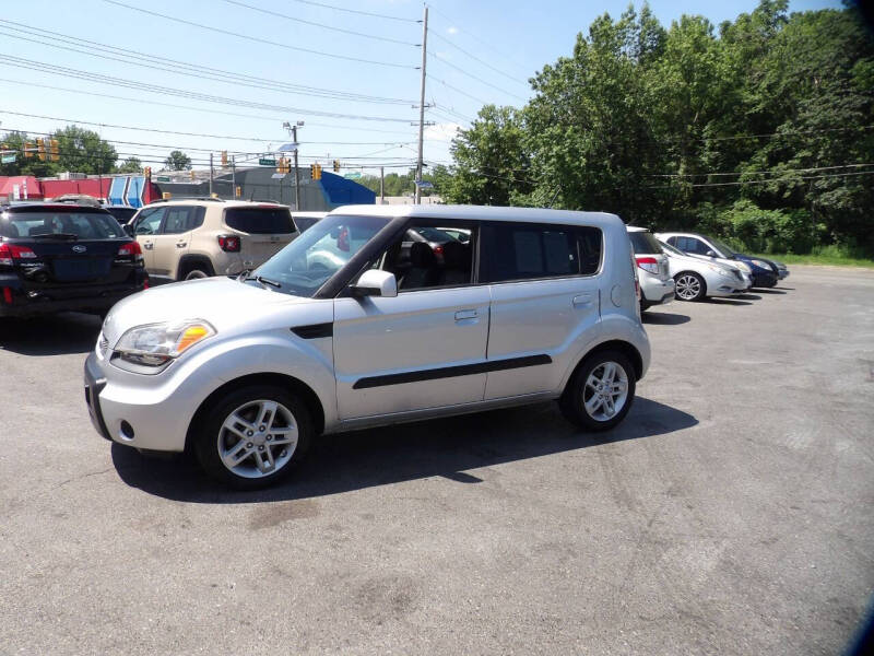 2010 Kia Soul +