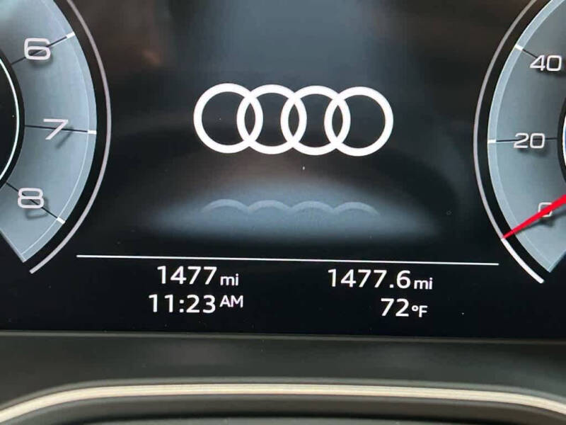 2025 Audi Q5 quattro Premium Plus 40 TFSI