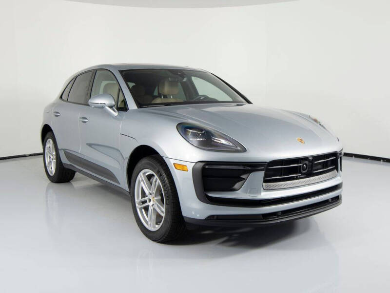 2025 Porsche Macan