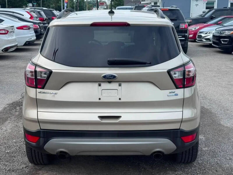 2018 Ford Escape SE