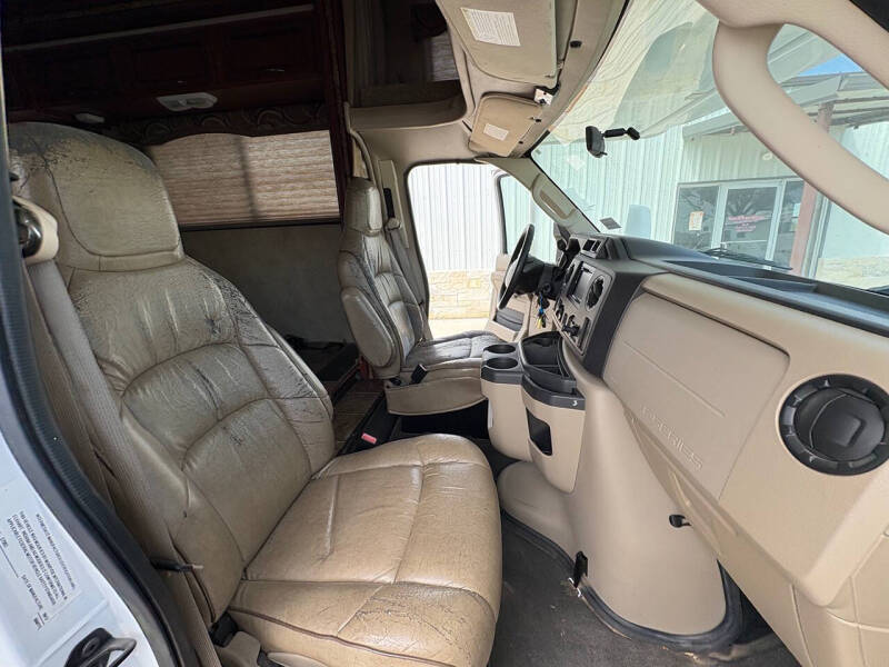 2012 Ford E-Series E-450 SD