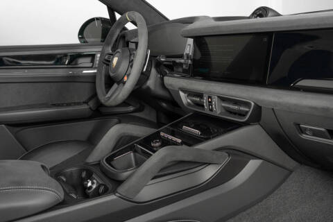 2024 Porsche Cayenne Turbo GT