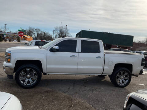 2014 Chevrolet Silverado 1500 for sale at Shakopee Redline Motors in Shakopee MN