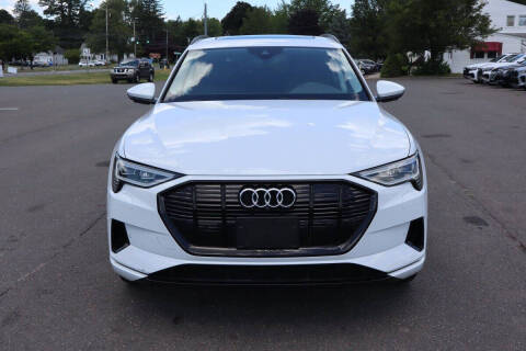 2021 Audi e-tron quattro Premium Plus