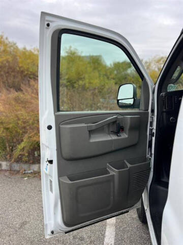 2018 Chevrolet Express 2500