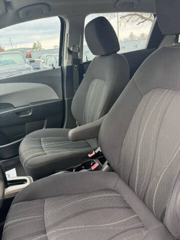 2012 Chevrolet Sonic LT