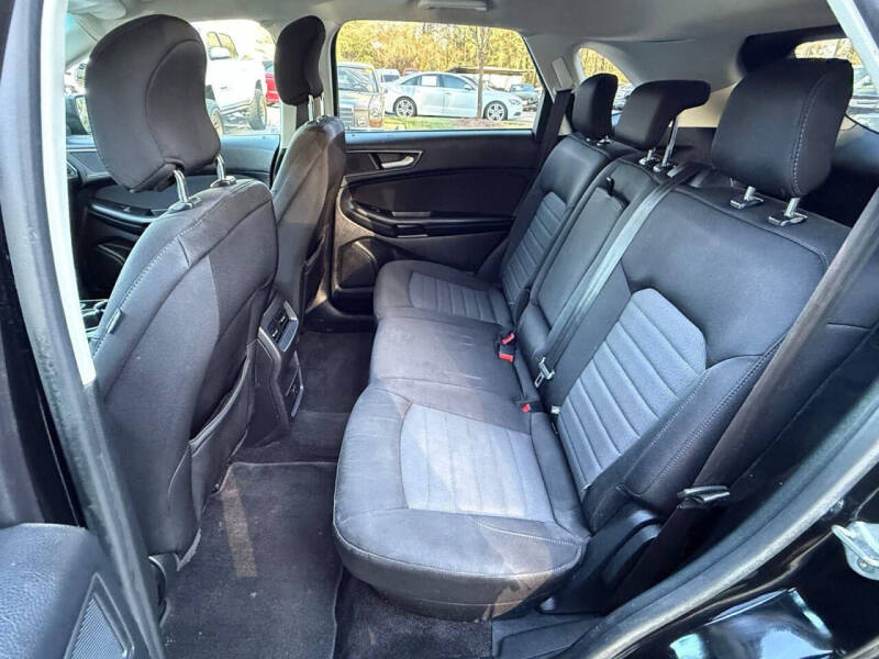 2017 Ford Edge SE