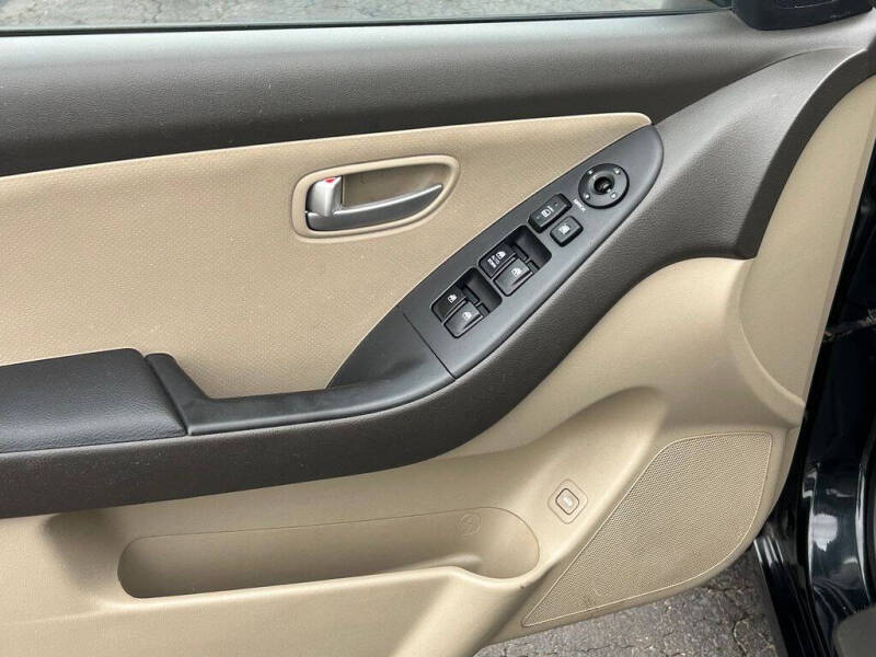 2008 Hyundai Elantra SE