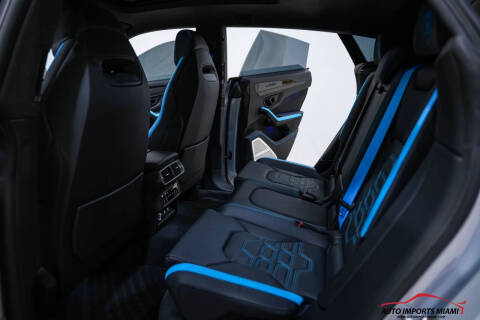 2025 Lamborghini Urus SE