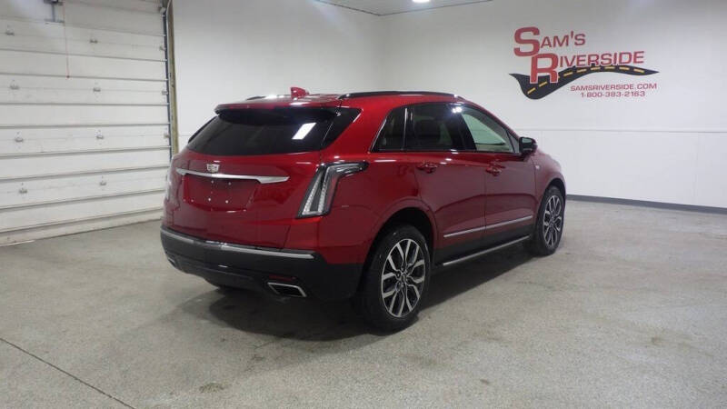 2021 Cadillac XT5 Sport