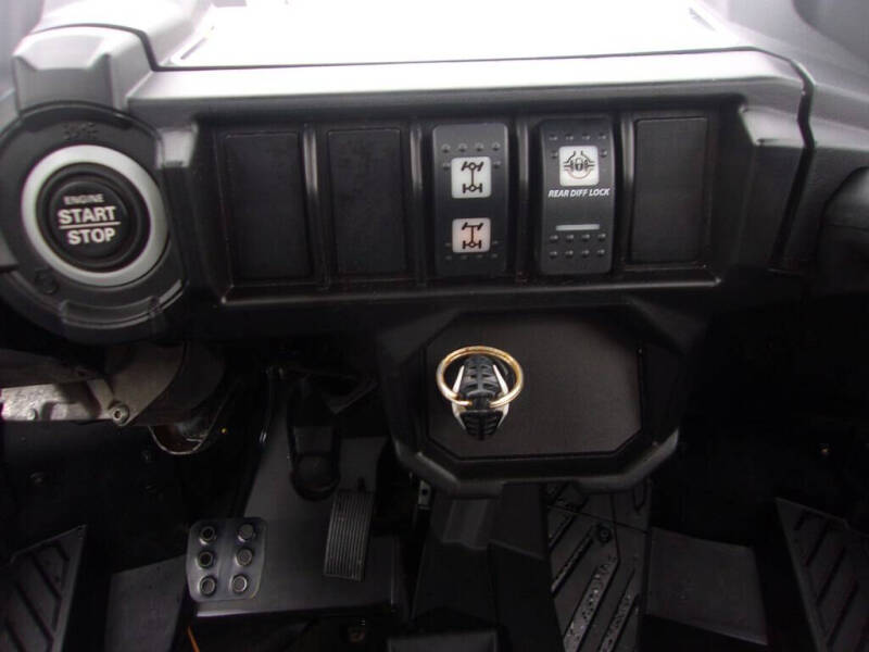 2024 Can-Am Commander
