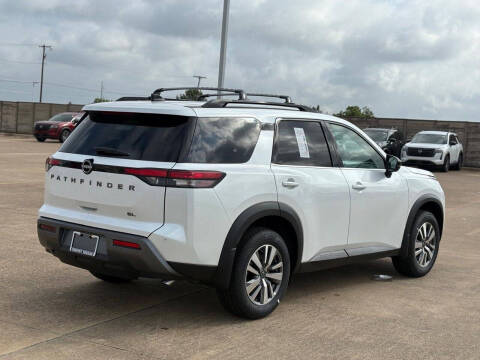 2026 Nissan Pathfinder SL