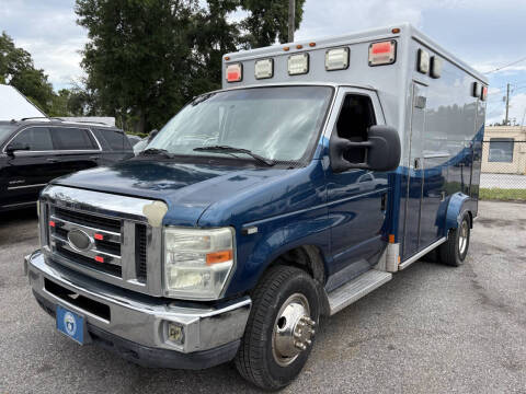 2015 Ford E-Series E-350 SD