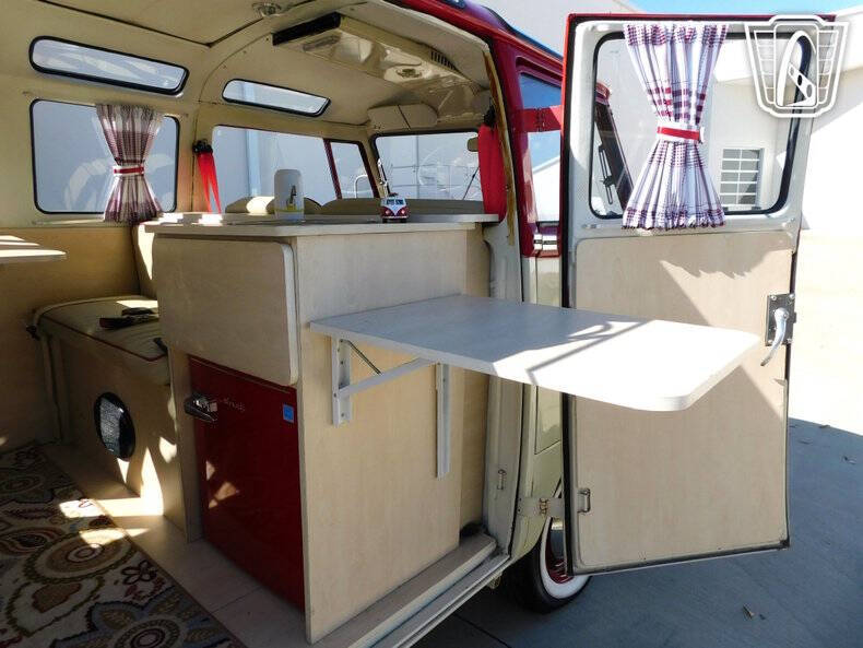 1975 Volkswagen Type 2