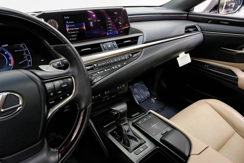 2019 Lexus ES 350