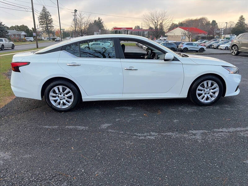 2022 Nissan Altima 2.5 S