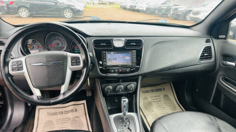 2012 Chrysler 200 S