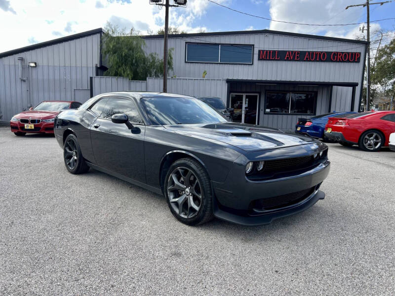 2018 Dodge Challenger SXT Plus