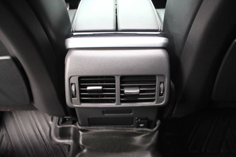 2021 Land Rover Range Rover Velar P250 R-Dynamic S