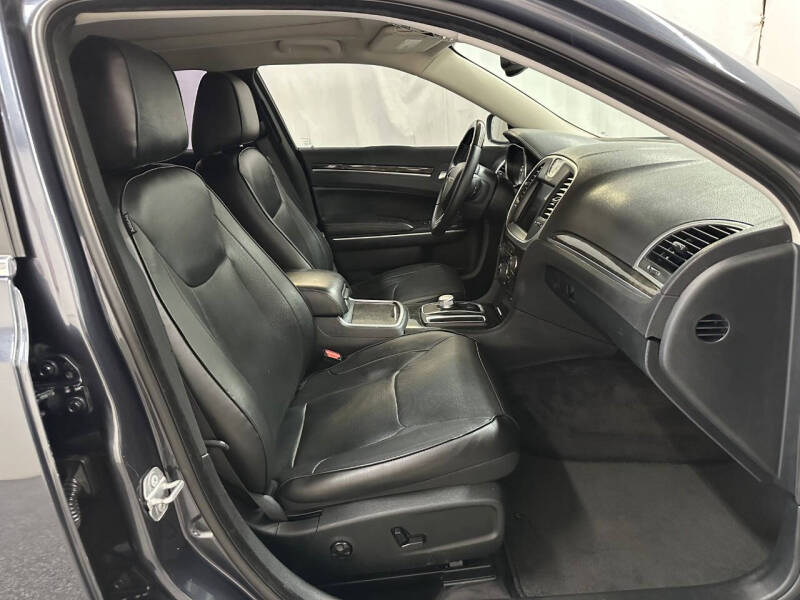 2018 Chrysler 300 Limited