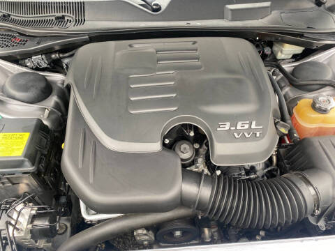 2013 Dodge Challenger SXT