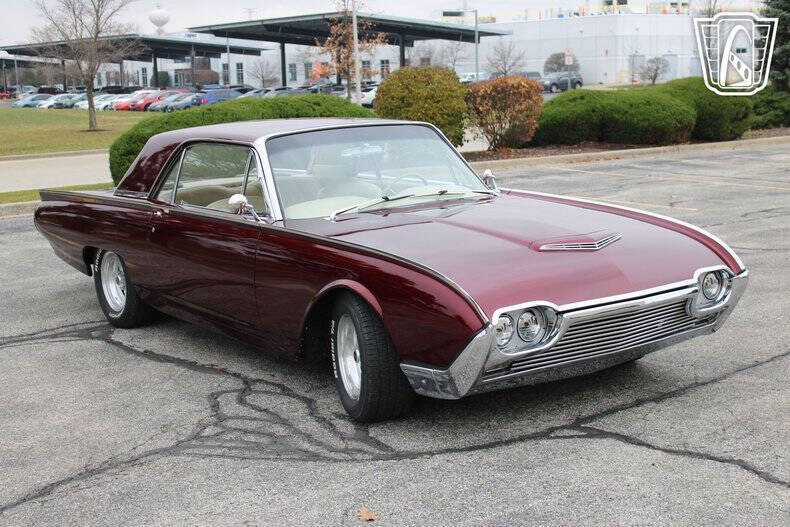 1962 Ford Thunderbird