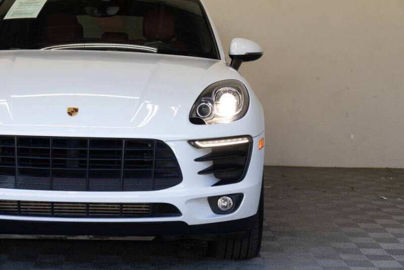 2018 Porsche Macan