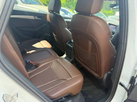 2017 Audi Q5 2.0T quattro Premium Plus
